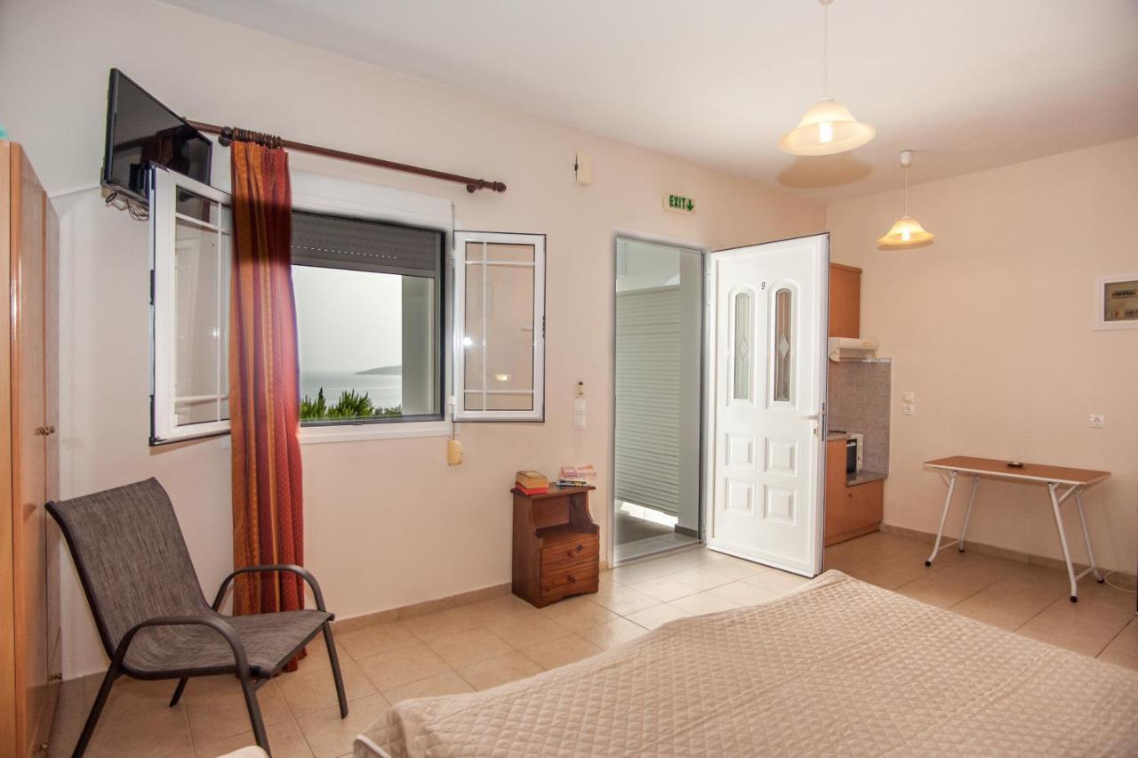Folies Apartment Lourdata  Exterior photo