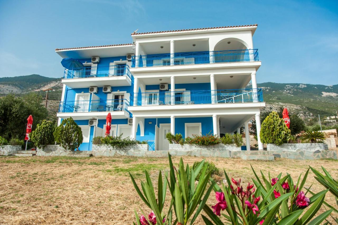 Folies Apartment Lourdata  Exterior photo